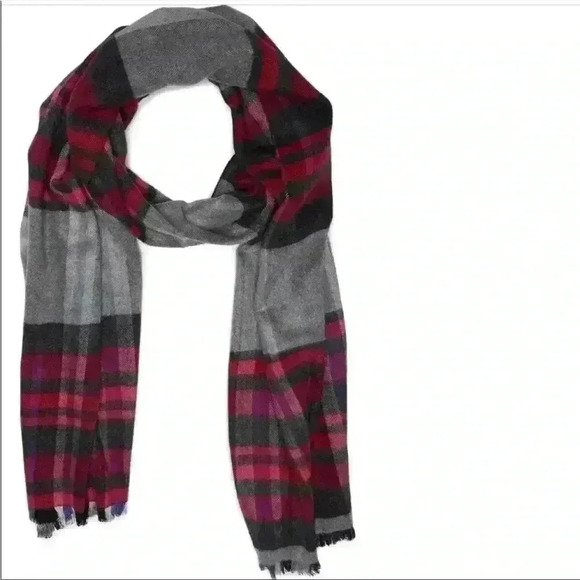 Chelsey Brushed Viscose Plaid Frayed Scarf in Red NWT - Picture 3 of 5
